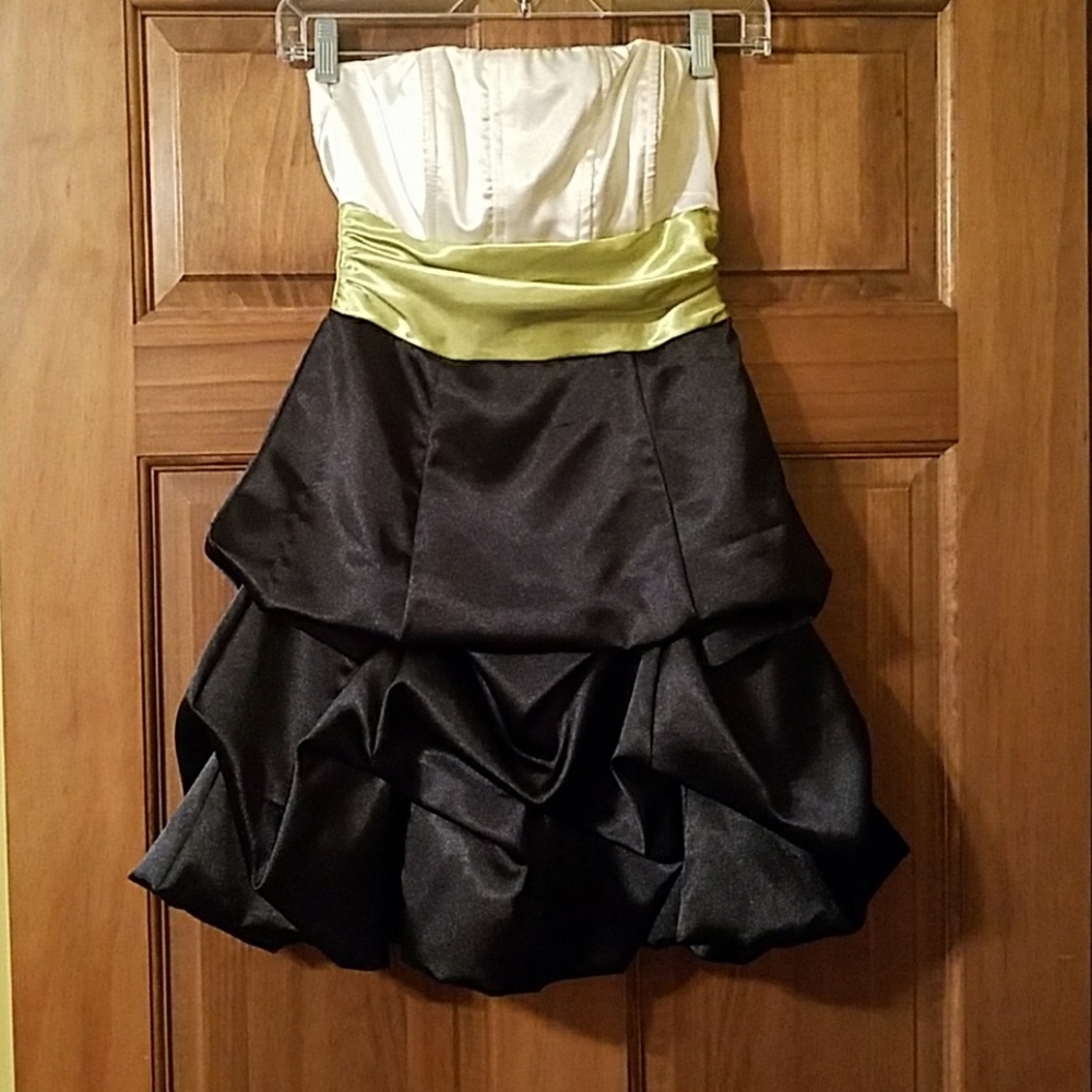 Speechless dress